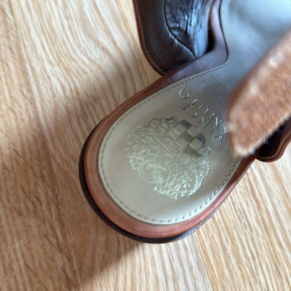 Vince Camuto Madesti open toe perforated leather stacked block heels. Size 8. - Picture 9 of 9